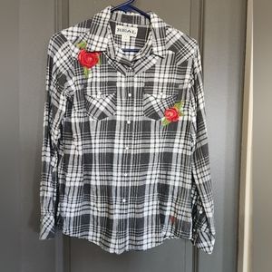 Ariat rose embroidered snap close black and white plaid Shimmer flannel collared